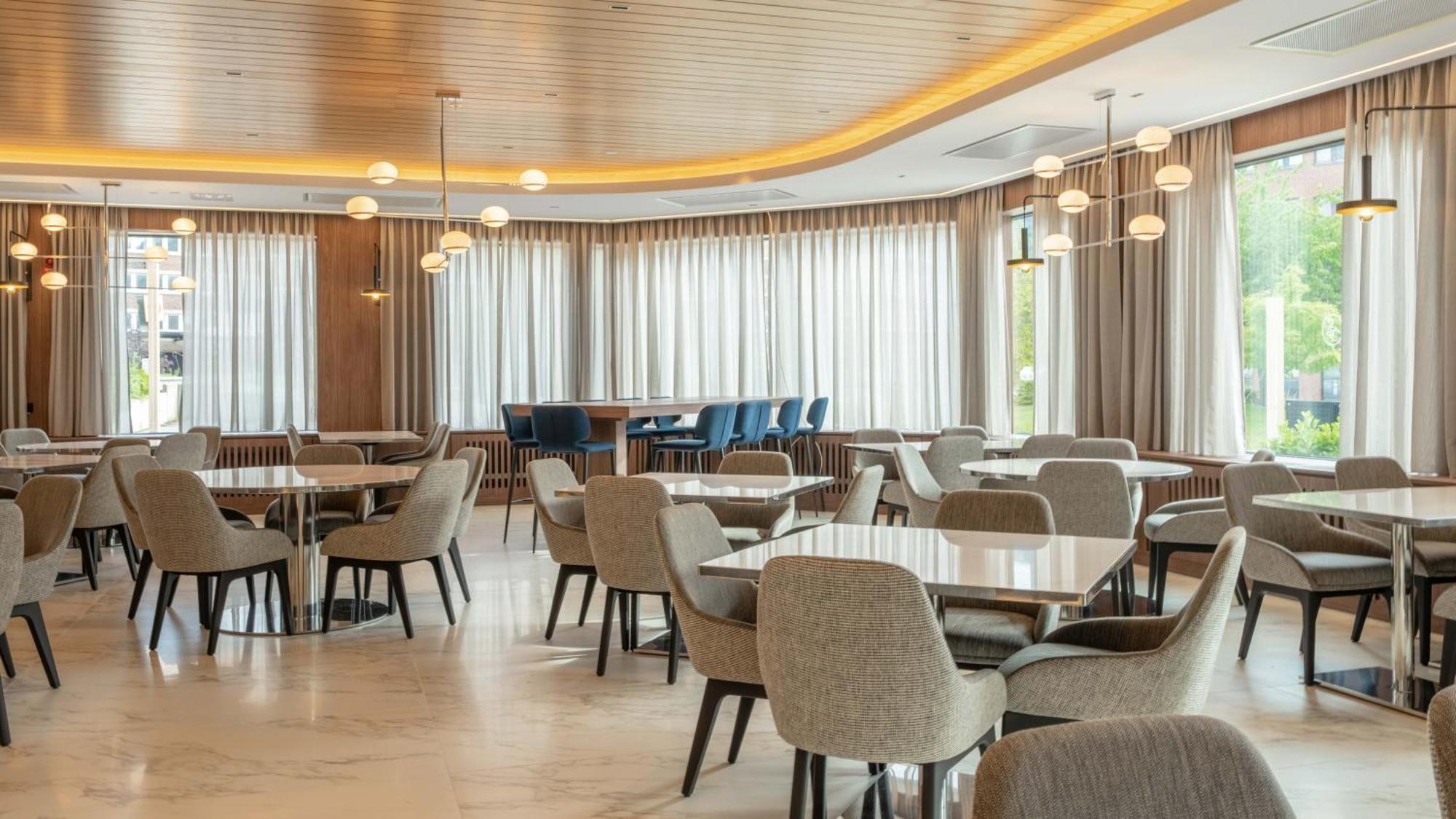 Отель Voco Stockholm - Kista By Ihg Экстерьер фото