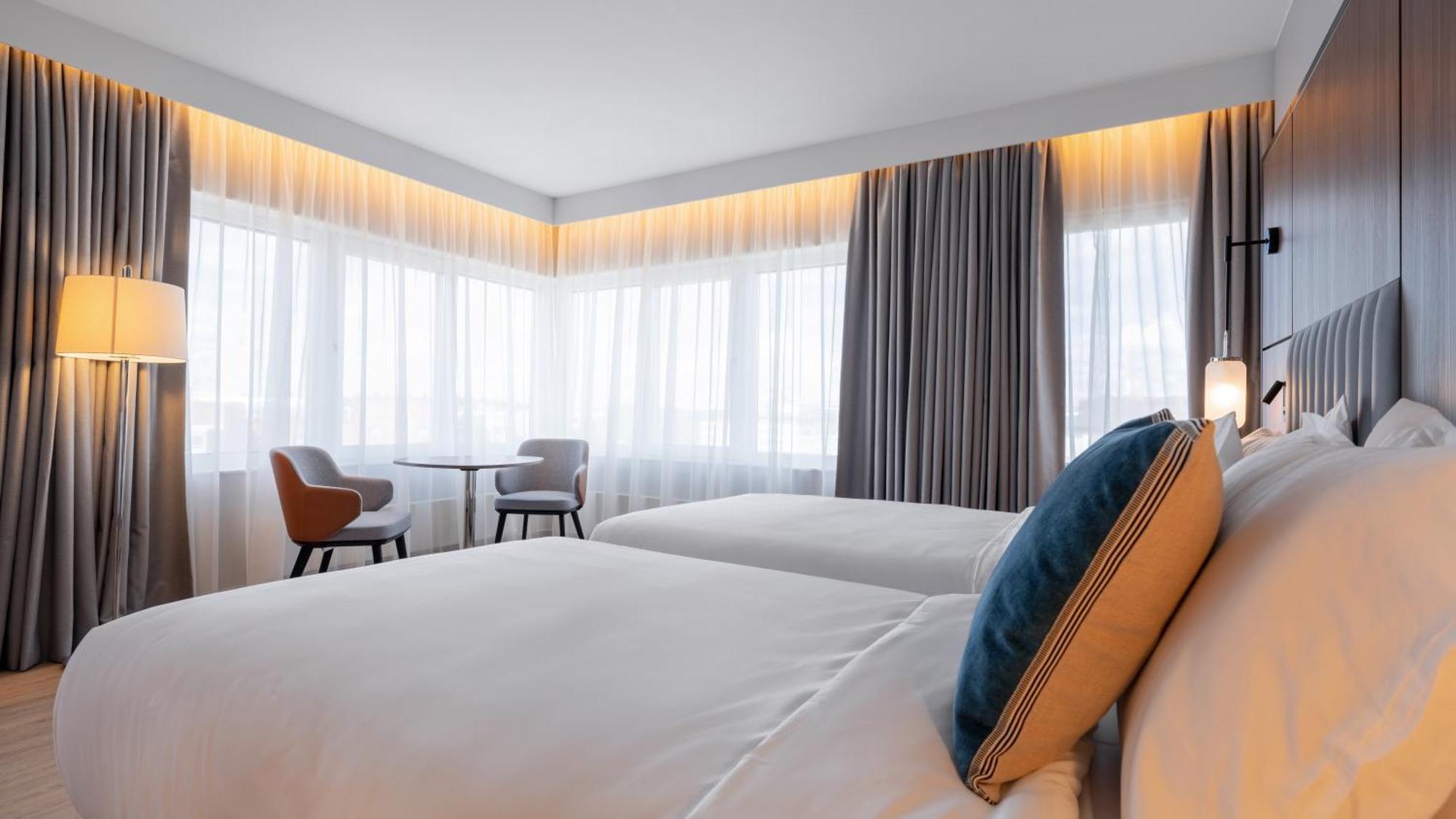 Отель Voco Stockholm - Kista By Ihg Экстерьер фото