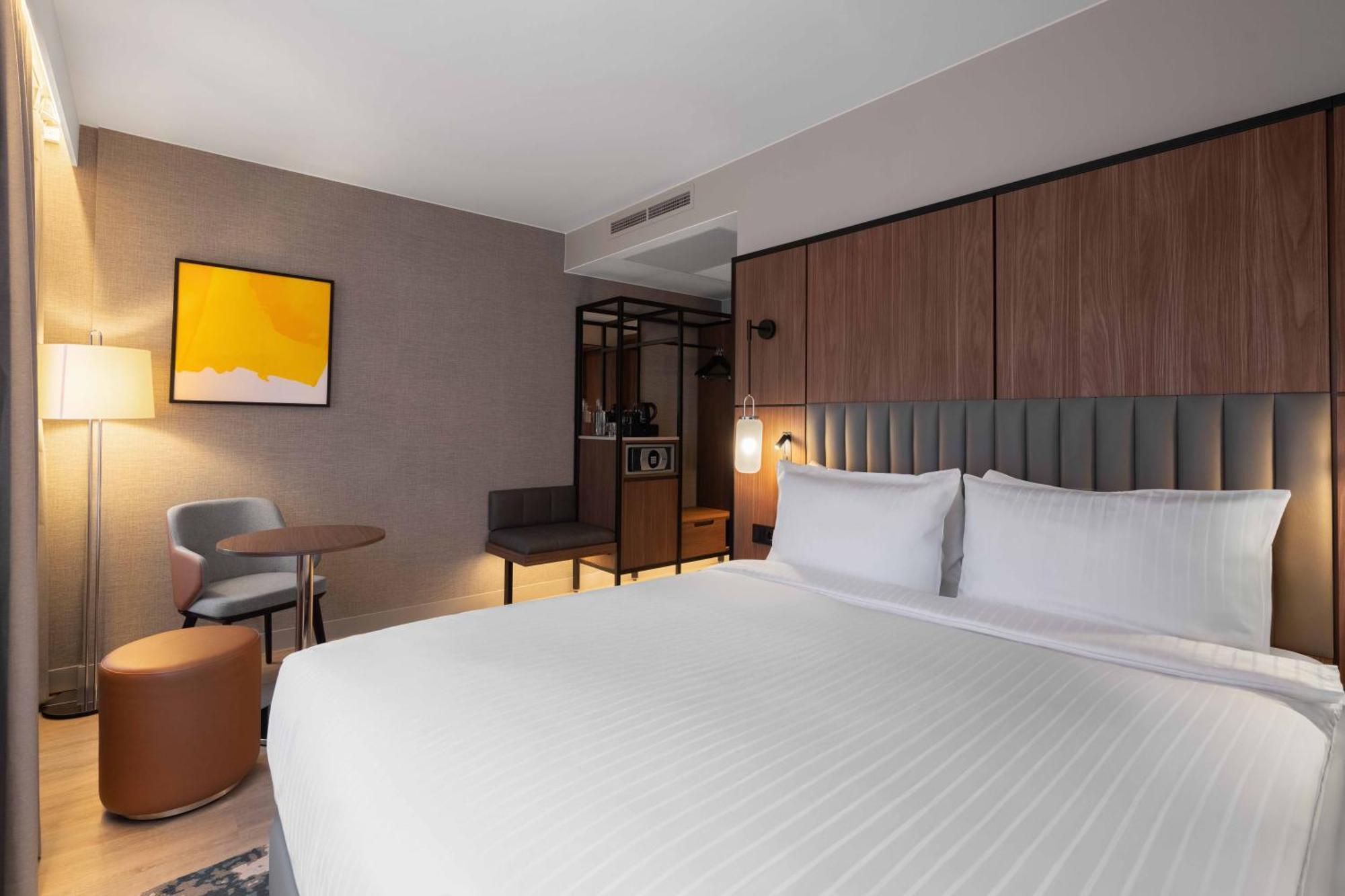 Отель Voco Stockholm - Kista By Ihg Экстерьер фото